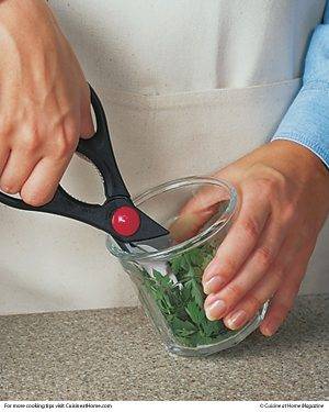 Chop and Mince Fresh Herbs with Kitchen Shears